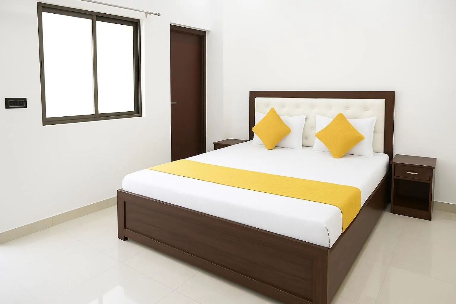 Varanasi Hotel Shri Kashi# Rameshwaram Paying- Near Vishwanath Temple -Free Parking And Wi-Fi Available- A Premium Hotel In Varanasi