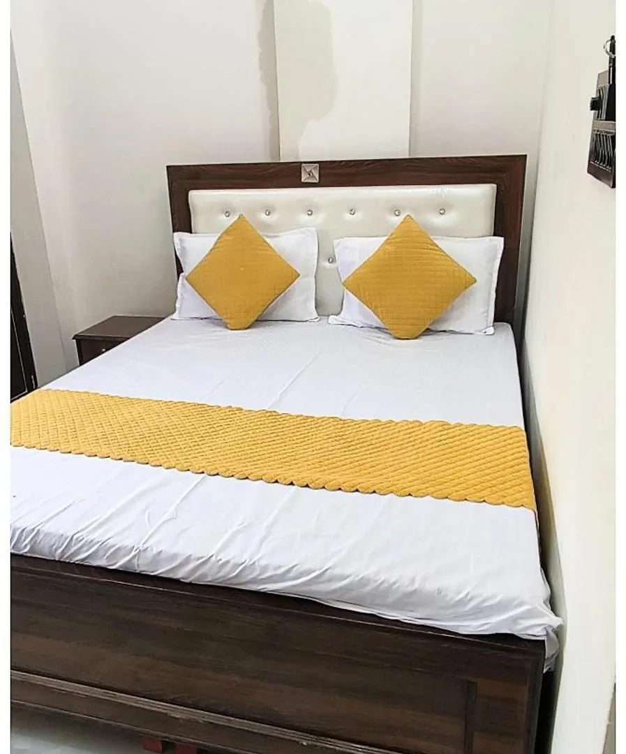 Varanasi Hotel Shri Kashi# Rameshwaram Paying- Near Vishwanath Temple -Free Parking And Wi-Fi Available- A Premium Hotel In Varanasi